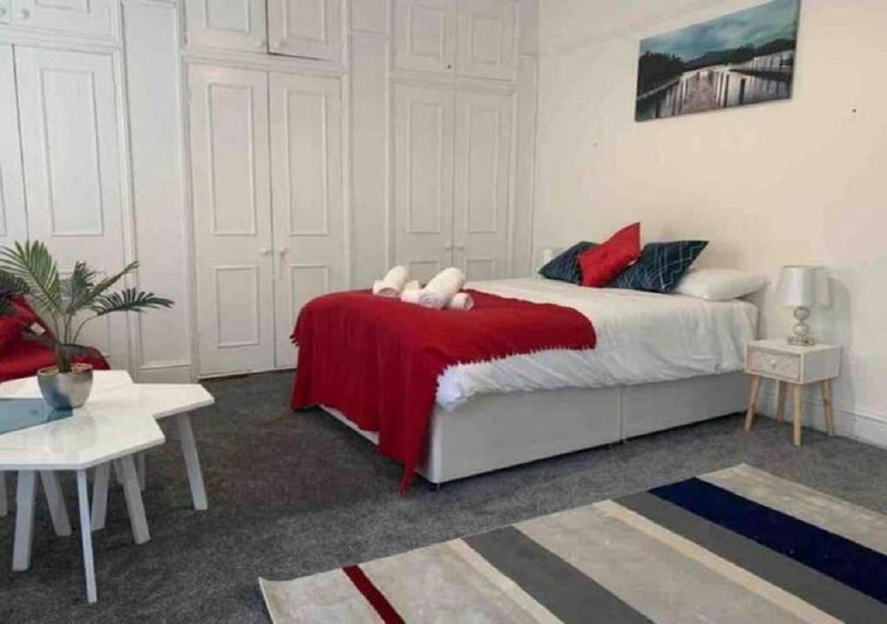 Balham, South London Spacious Guest House 5, 6 Rooms Available ภายนอก รูปภาพ