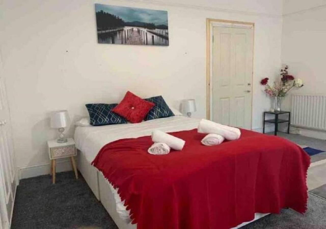 Balham, South London Spacious Guest House 5, 6 Rooms Available ภายนอก รูปภาพ
